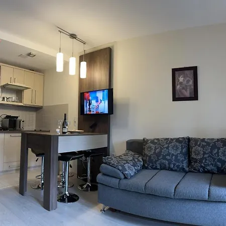 U Apartment