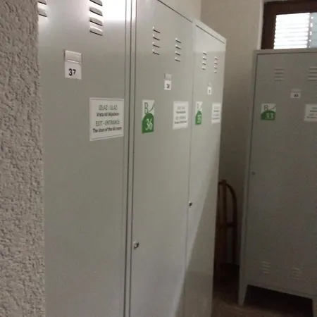 U Kopaonik